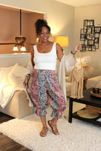 Load image into Gallery viewer, Vintage Pastels Bloomer Midi Capri Shorts
