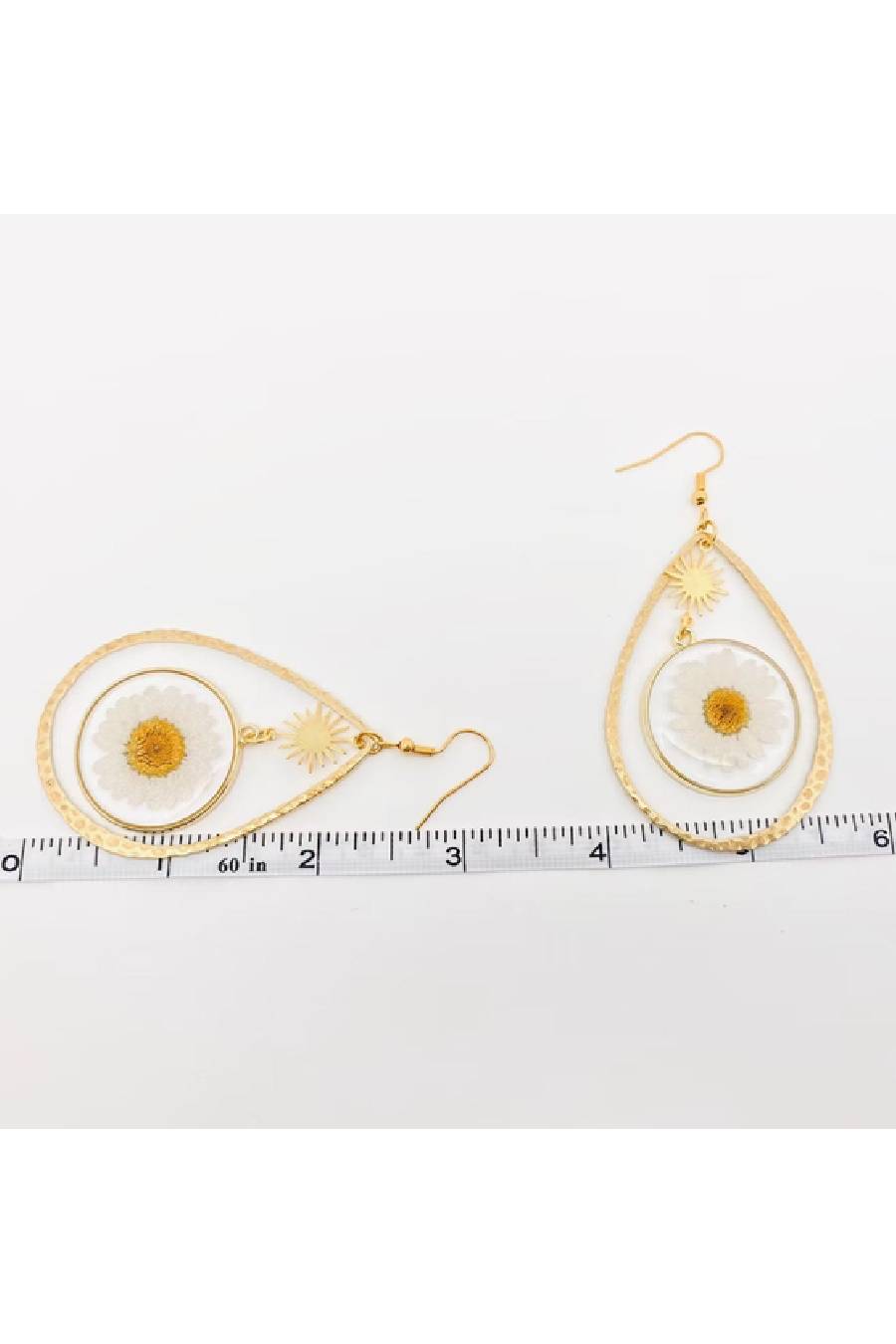 Wish Of The Daisy Teardrop Earrings