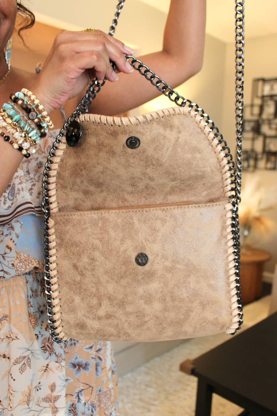 Damaris Crossbody Clutch Bag