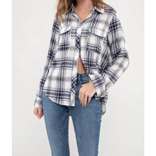 Load image into Gallery viewer, Elsa Plaid Lightweight Top
