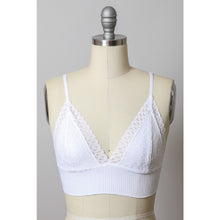 Load image into Gallery viewer, Floral Lace Bramis
