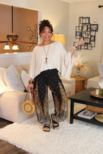 Load image into Gallery viewer, Essential Boho Poncho Top

