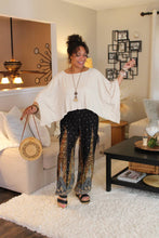 Load image into Gallery viewer, Essential Boho Poncho Top
