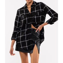 Load image into Gallery viewer, Leann Grid Button Up Top
