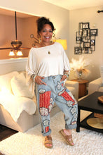 Load image into Gallery viewer, Jaded Gypsy Blooming Breeze Jeans
