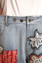 Load image into Gallery viewer, Jaded Gypsy Blooming Breeze Jeans
