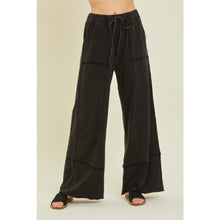 Load image into Gallery viewer, Diana Wide Leg Pants
