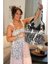 Load image into Gallery viewer, Onyx Sanskrit Center Folding Zip Bag
