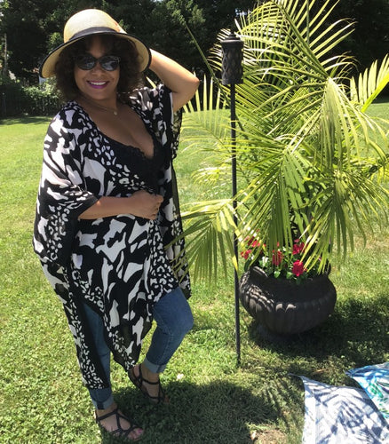 Black & off-white zebra & cheetah animal print kimono.