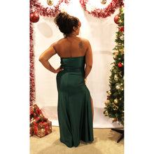 Load image into Gallery viewer, Dress To Impress Maxi Dress
